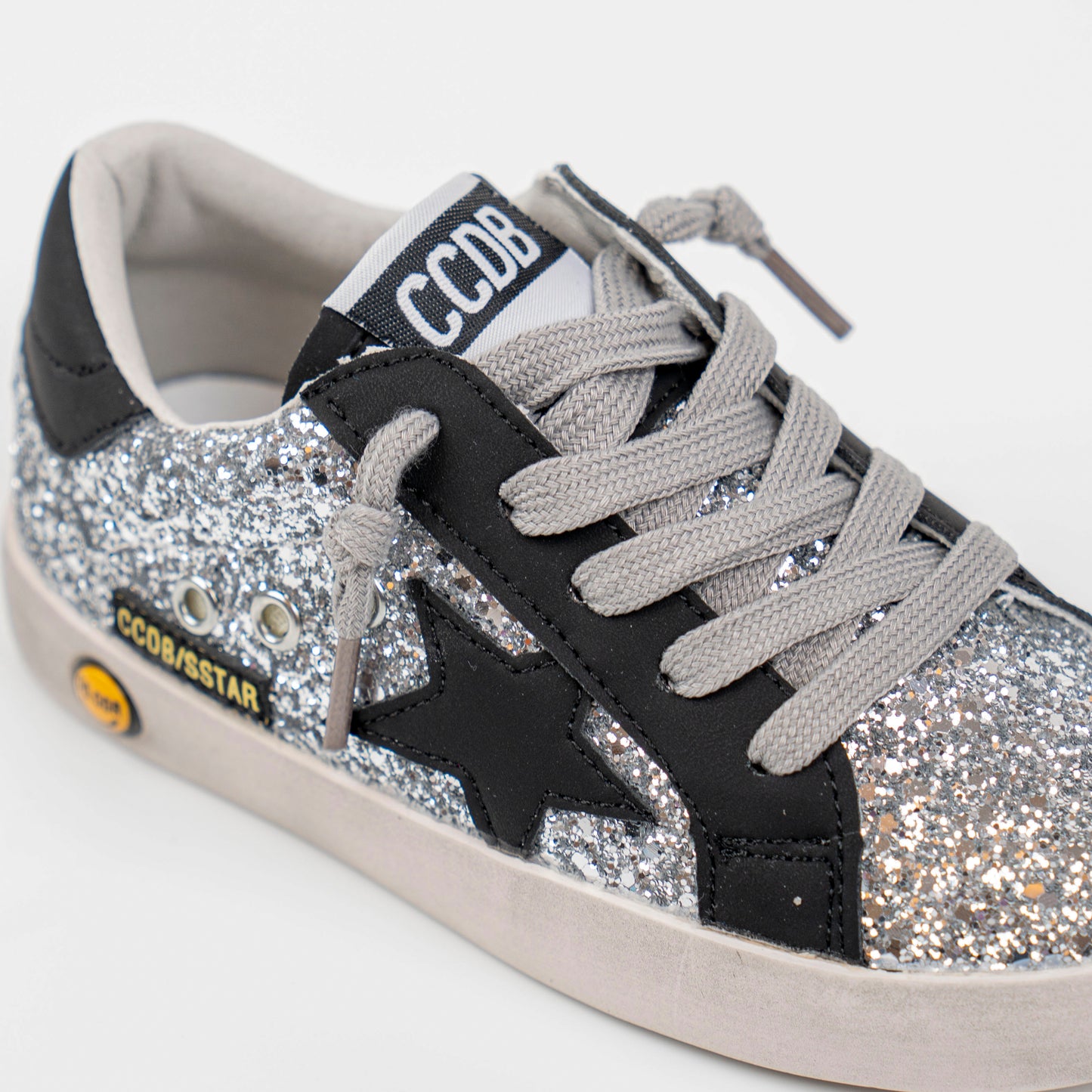 Glitter Silver Black Star Thread