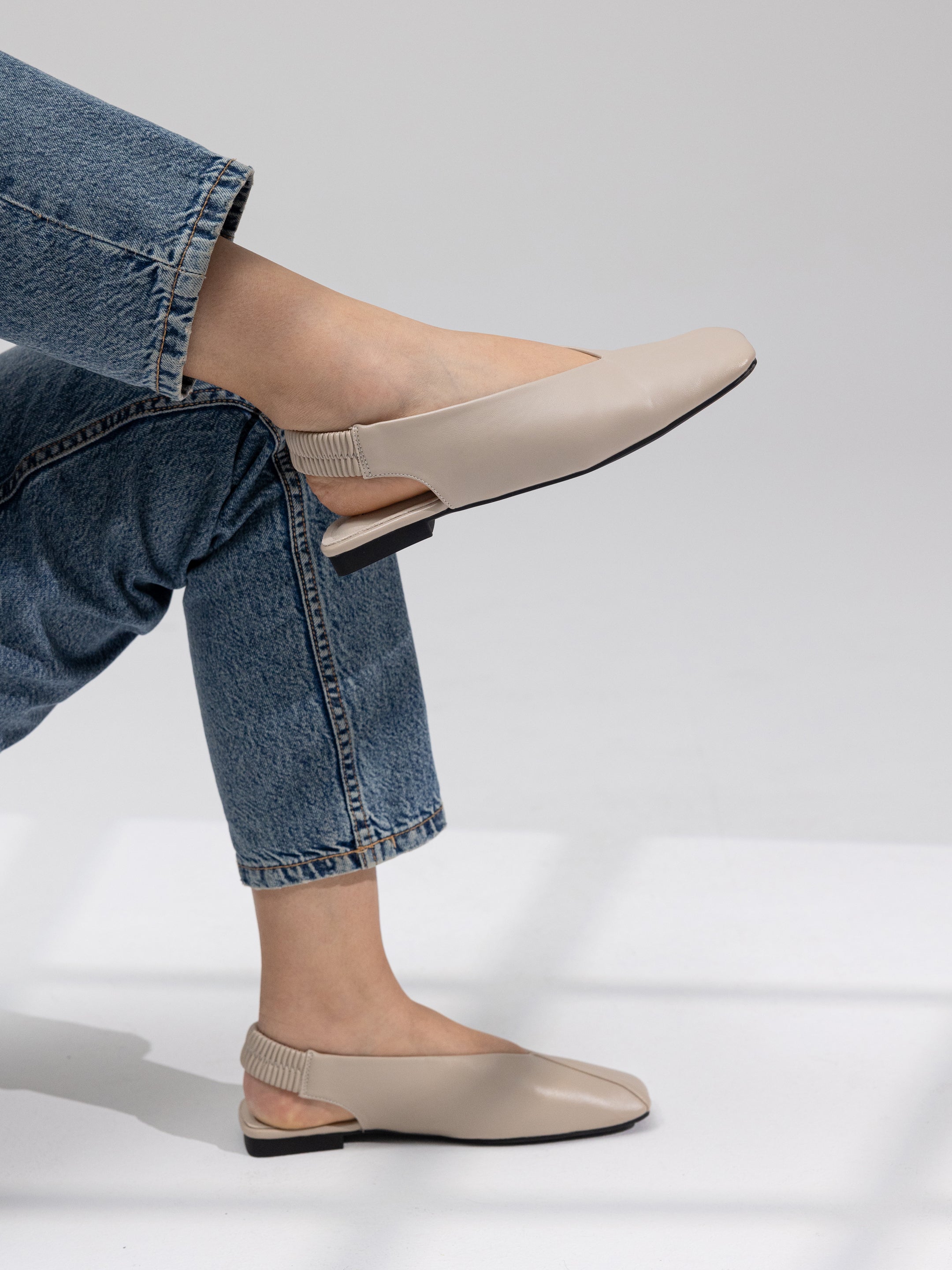 elastic Sandals