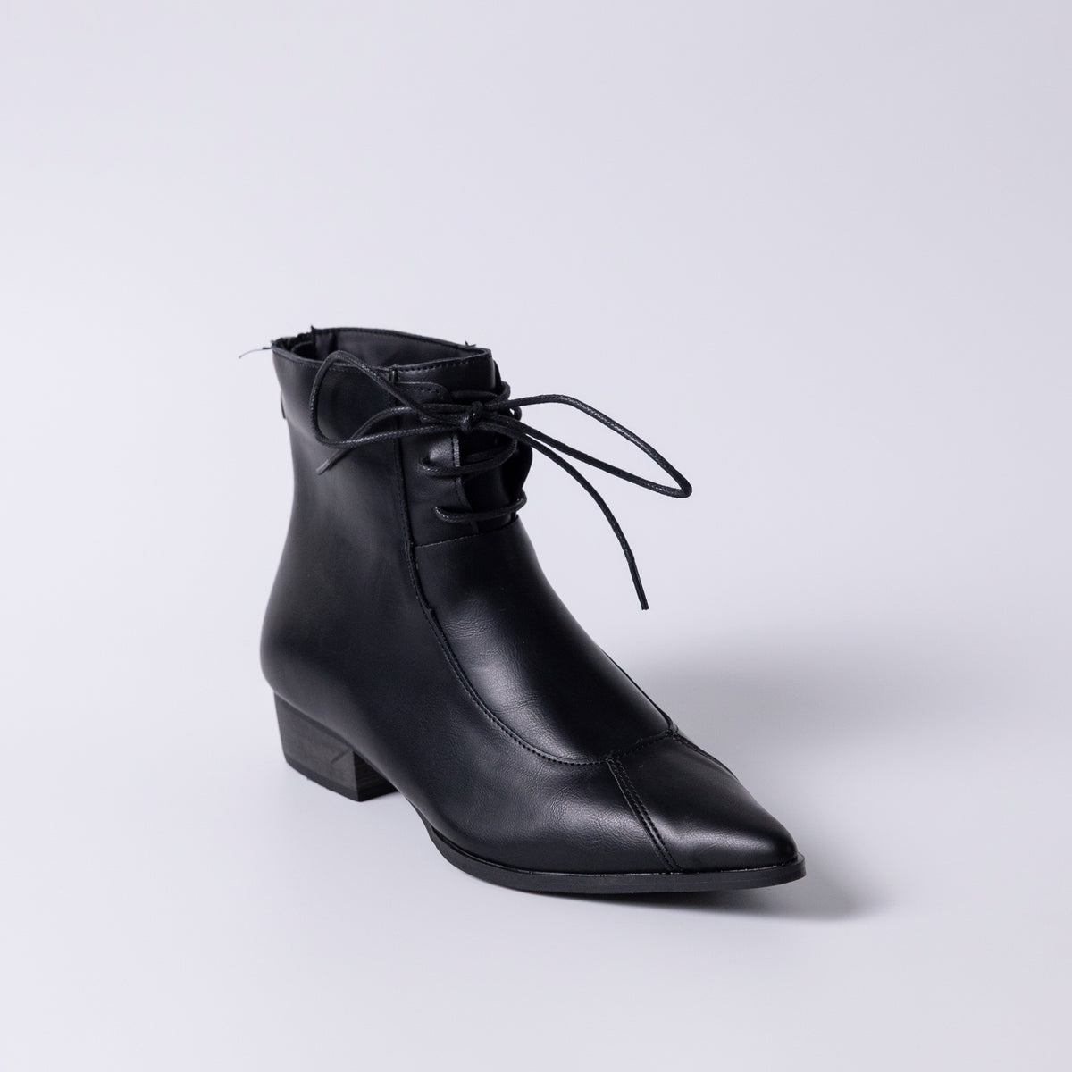 laced ankle boots