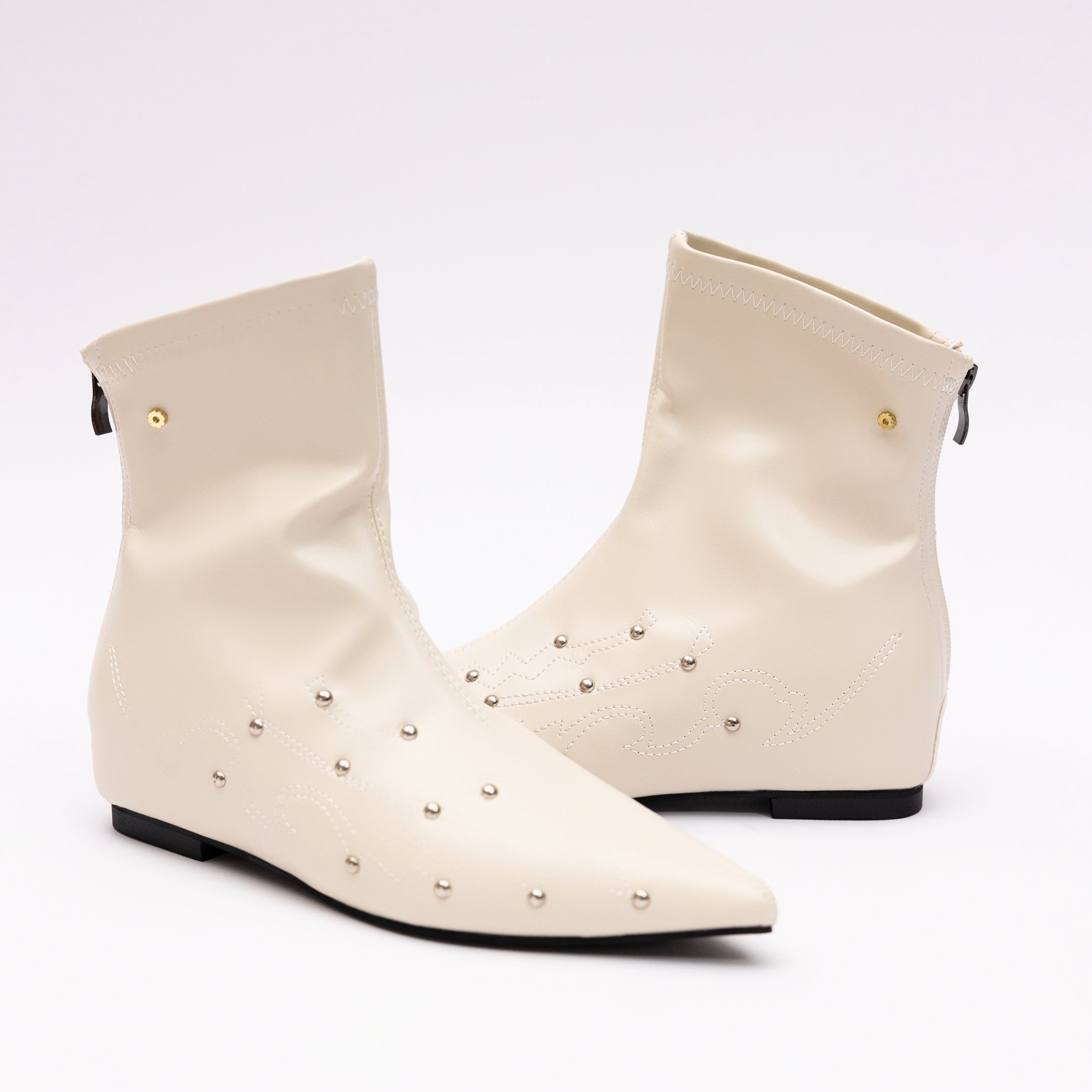 Embroidery ankle boots