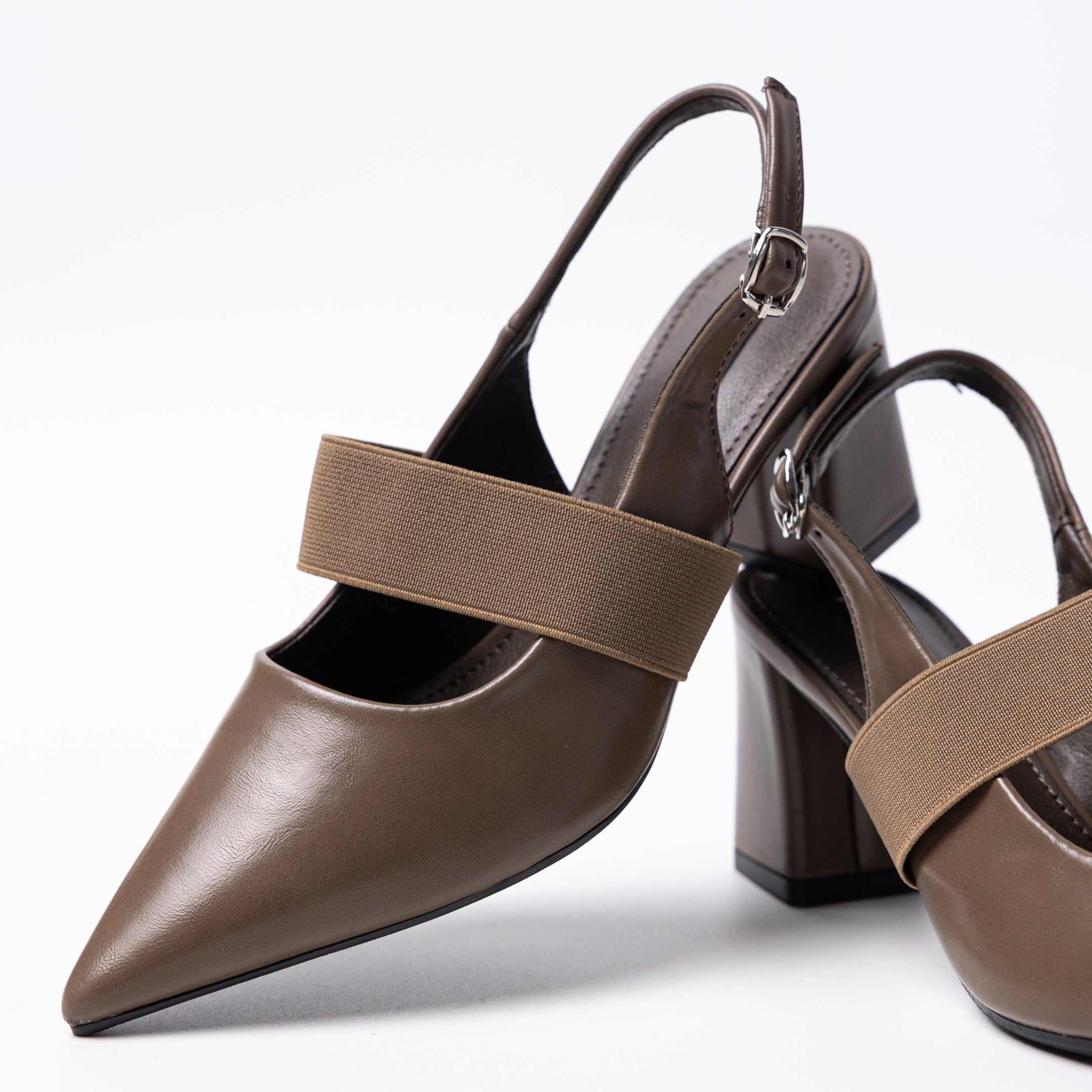 Band strap heel