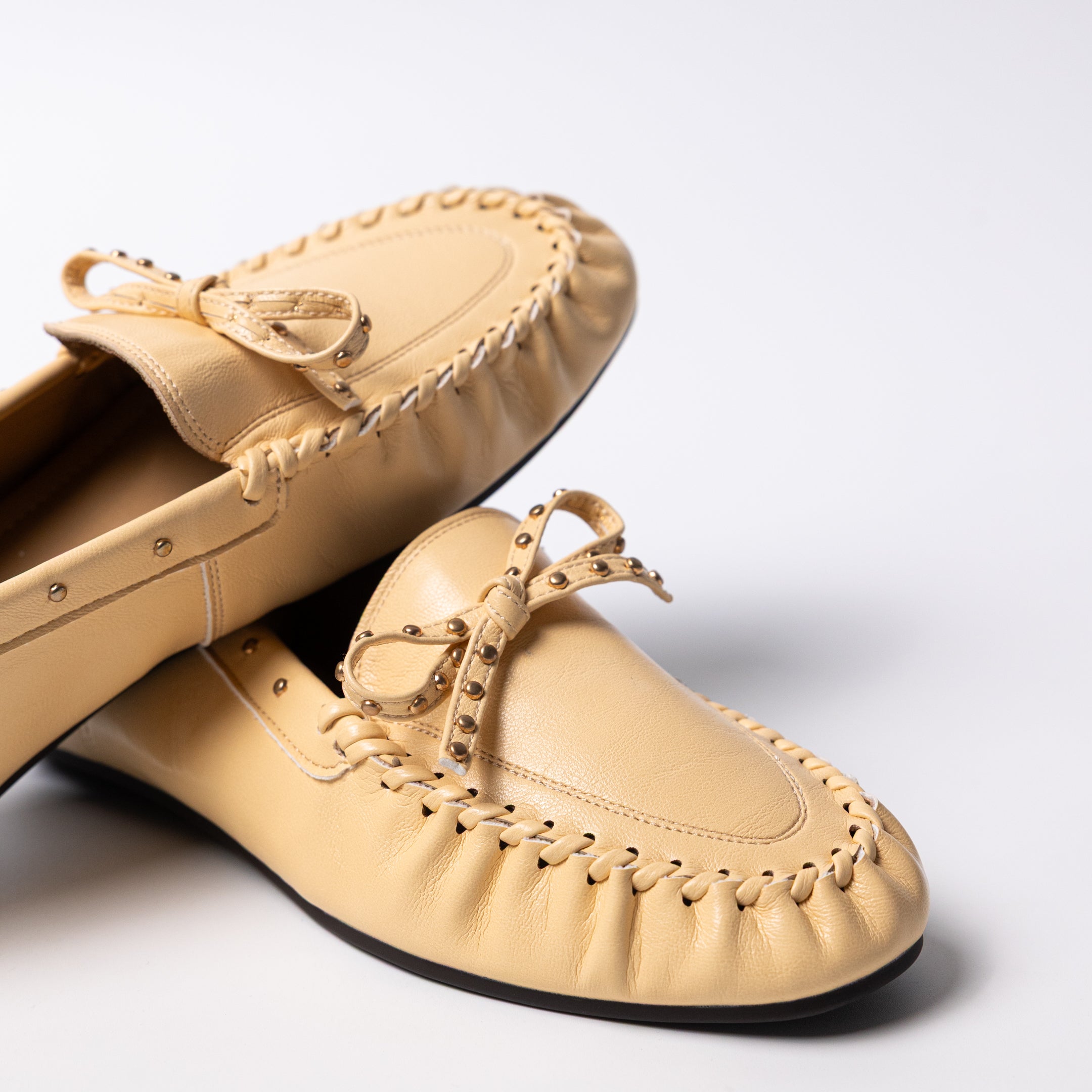 Rivets Loafer
