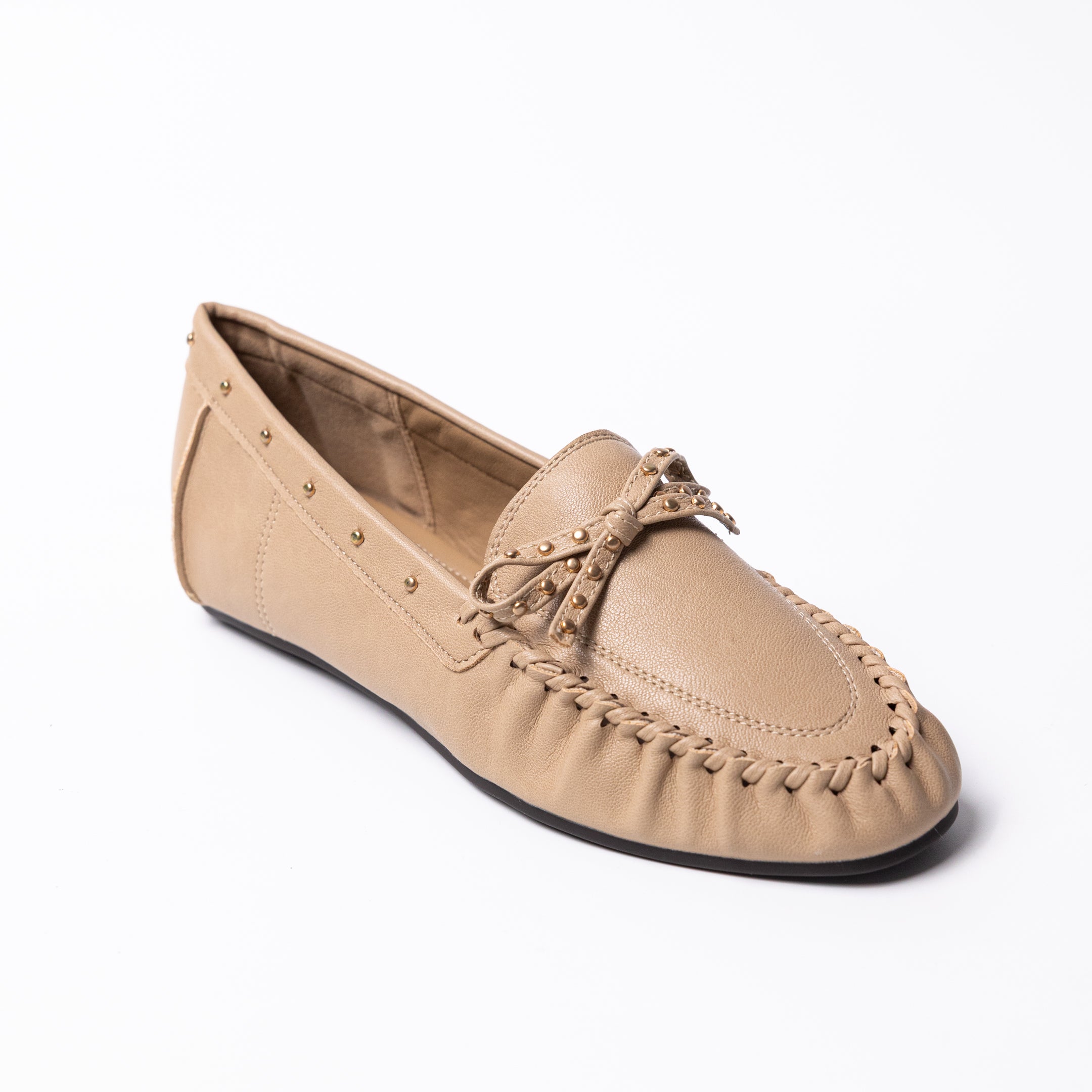 Rivets Loafer