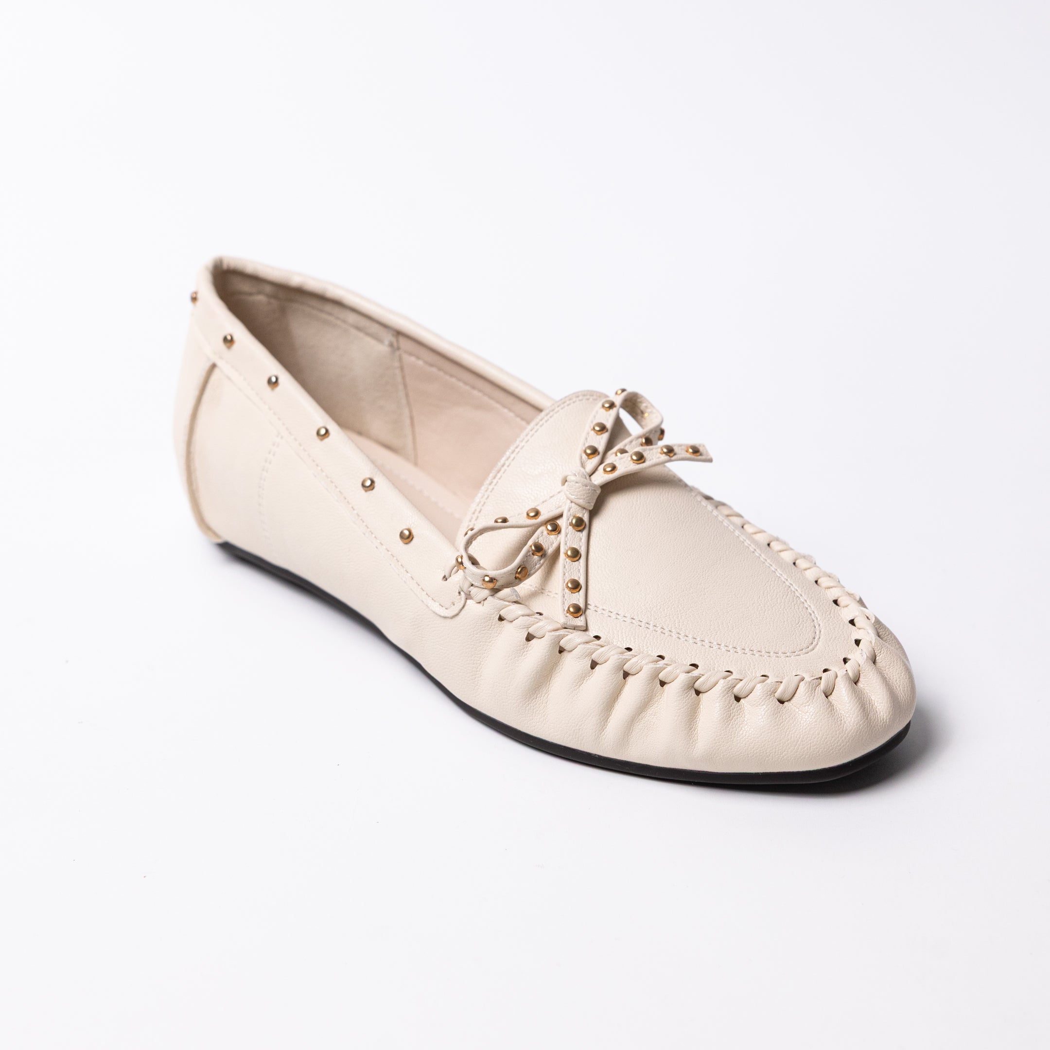 Rivets Loafer