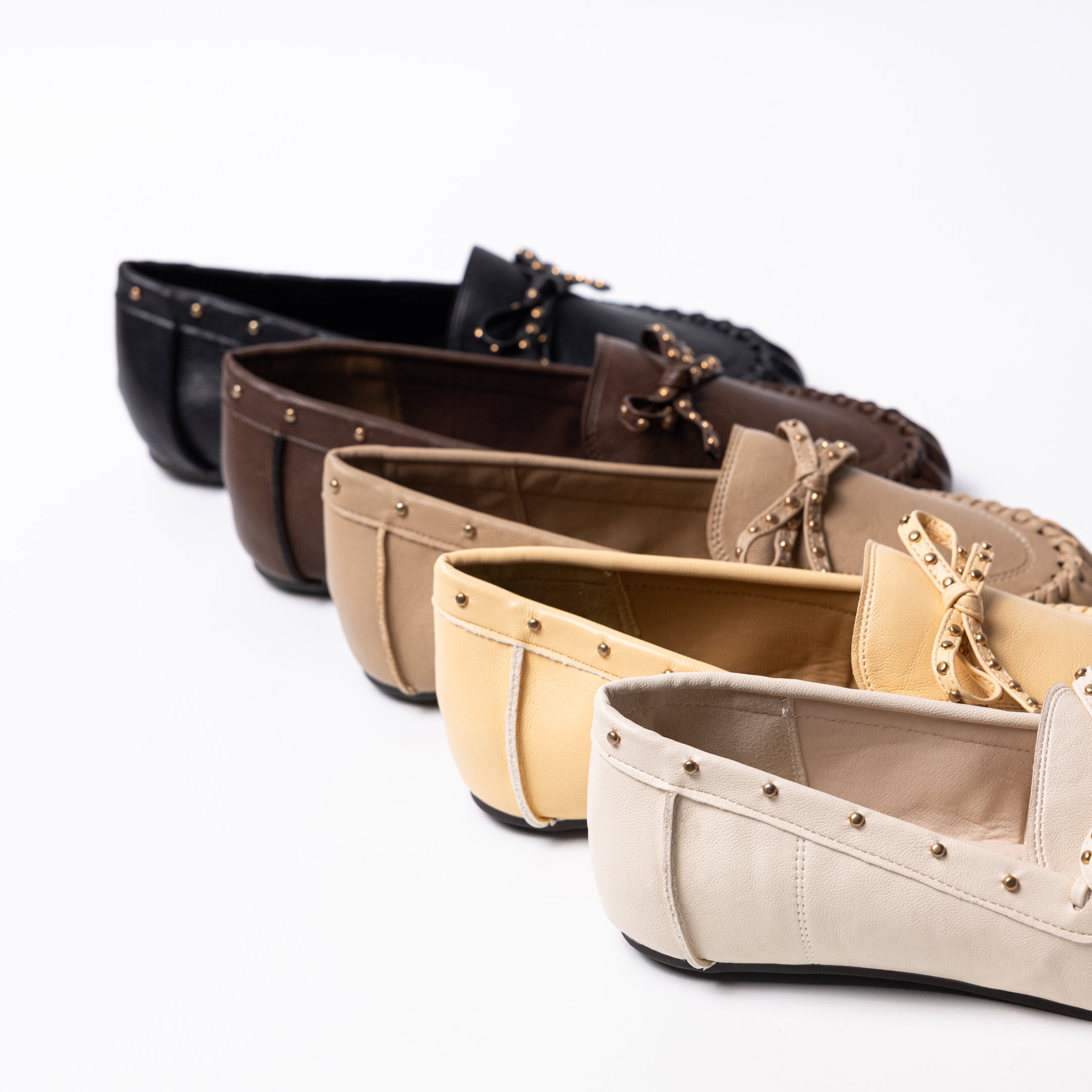 Rivets Loafer