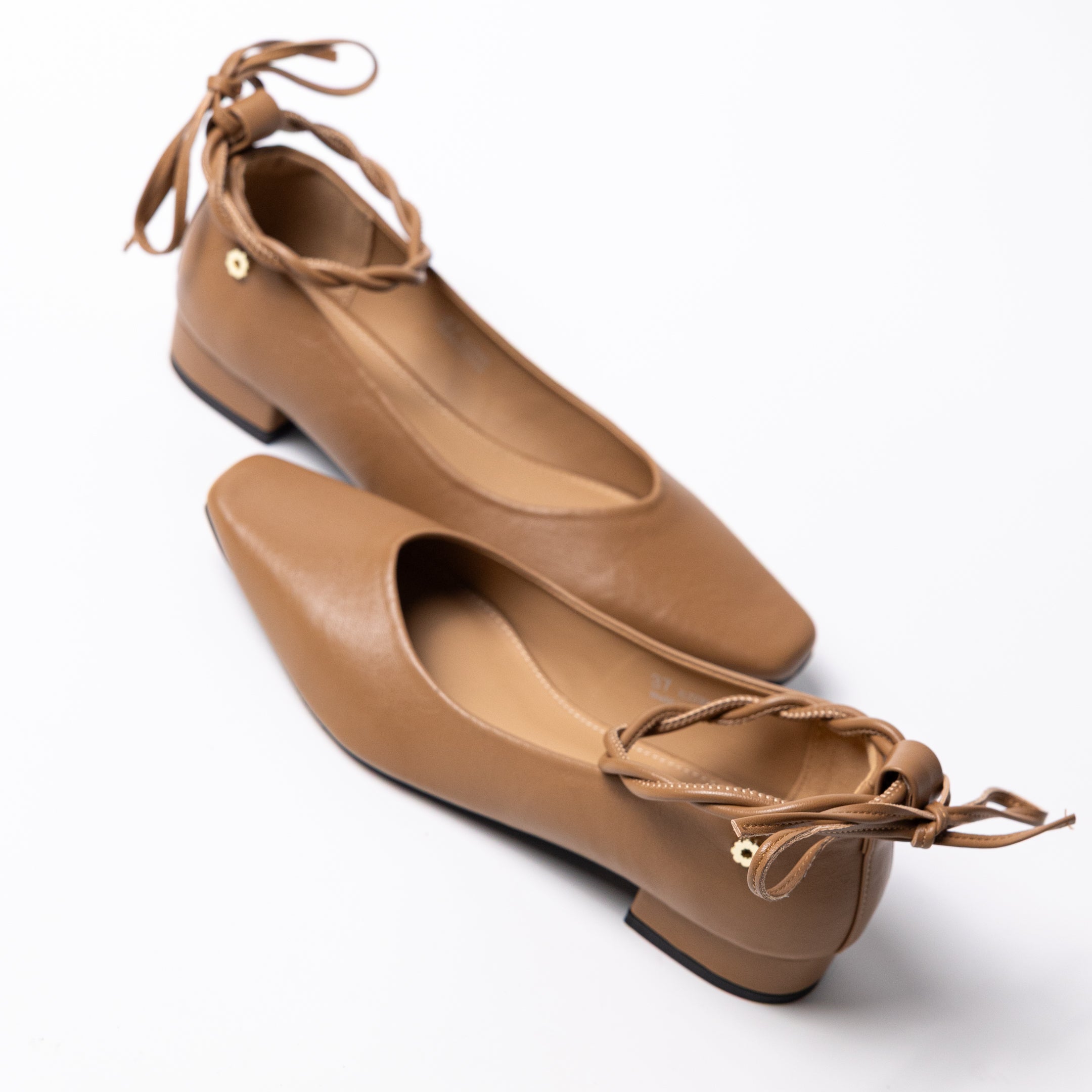 Tie Flat
