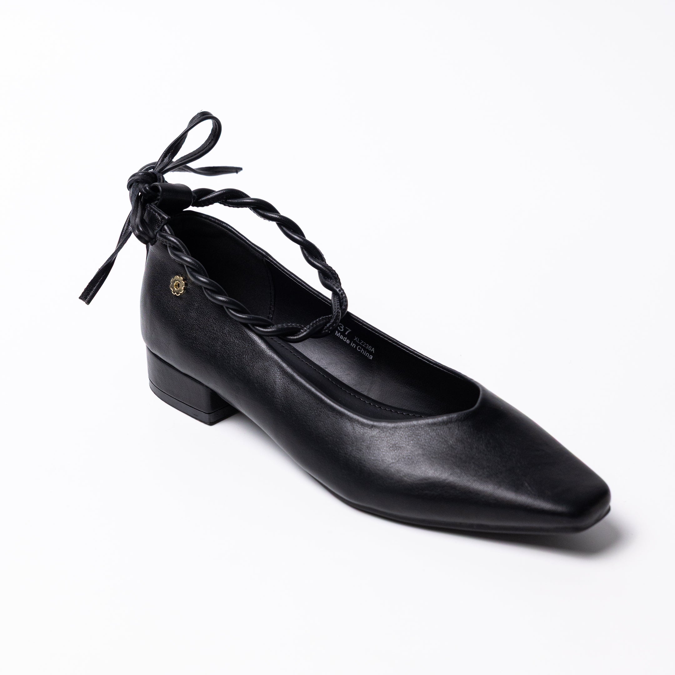 Tie Flat