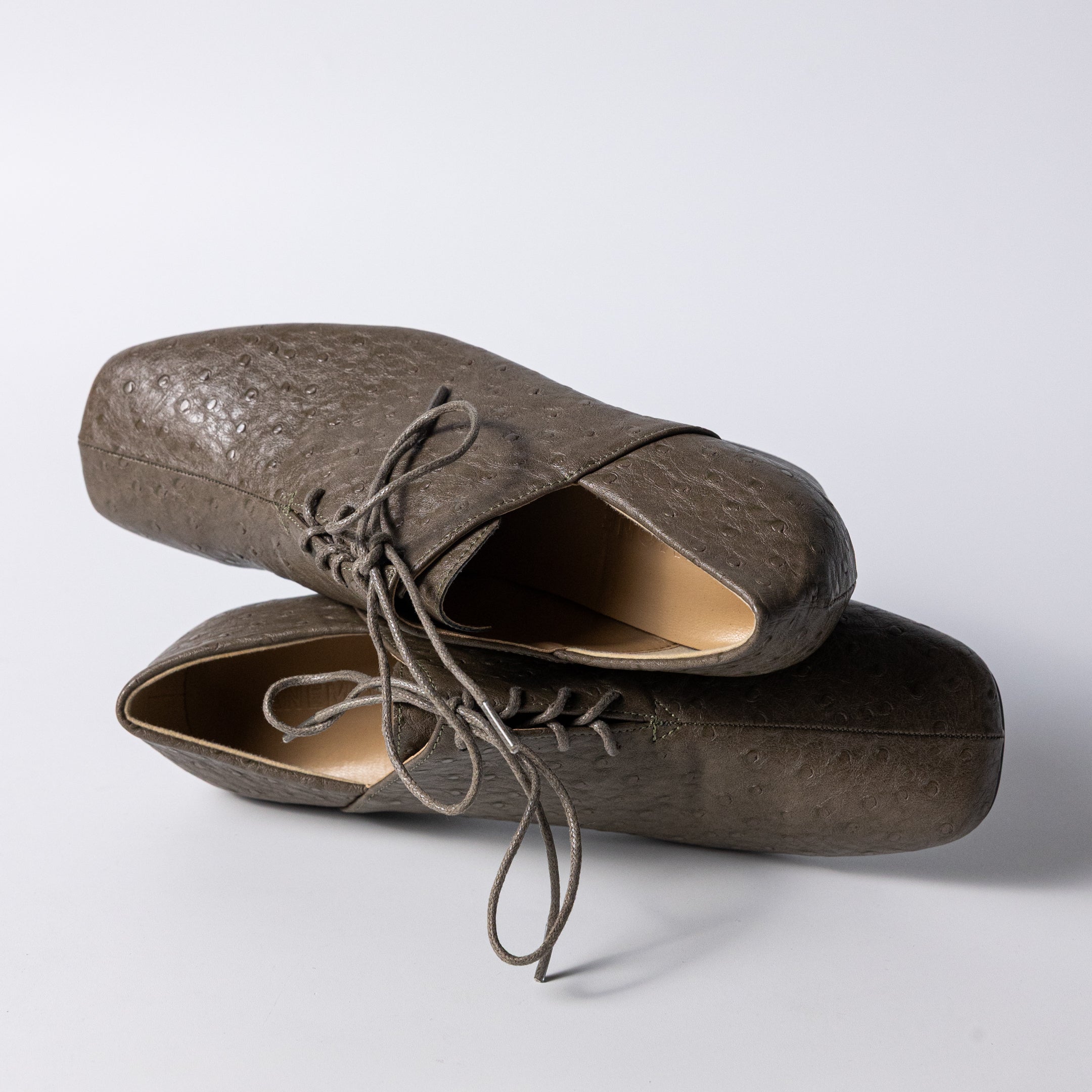 Ostra Lace Heel