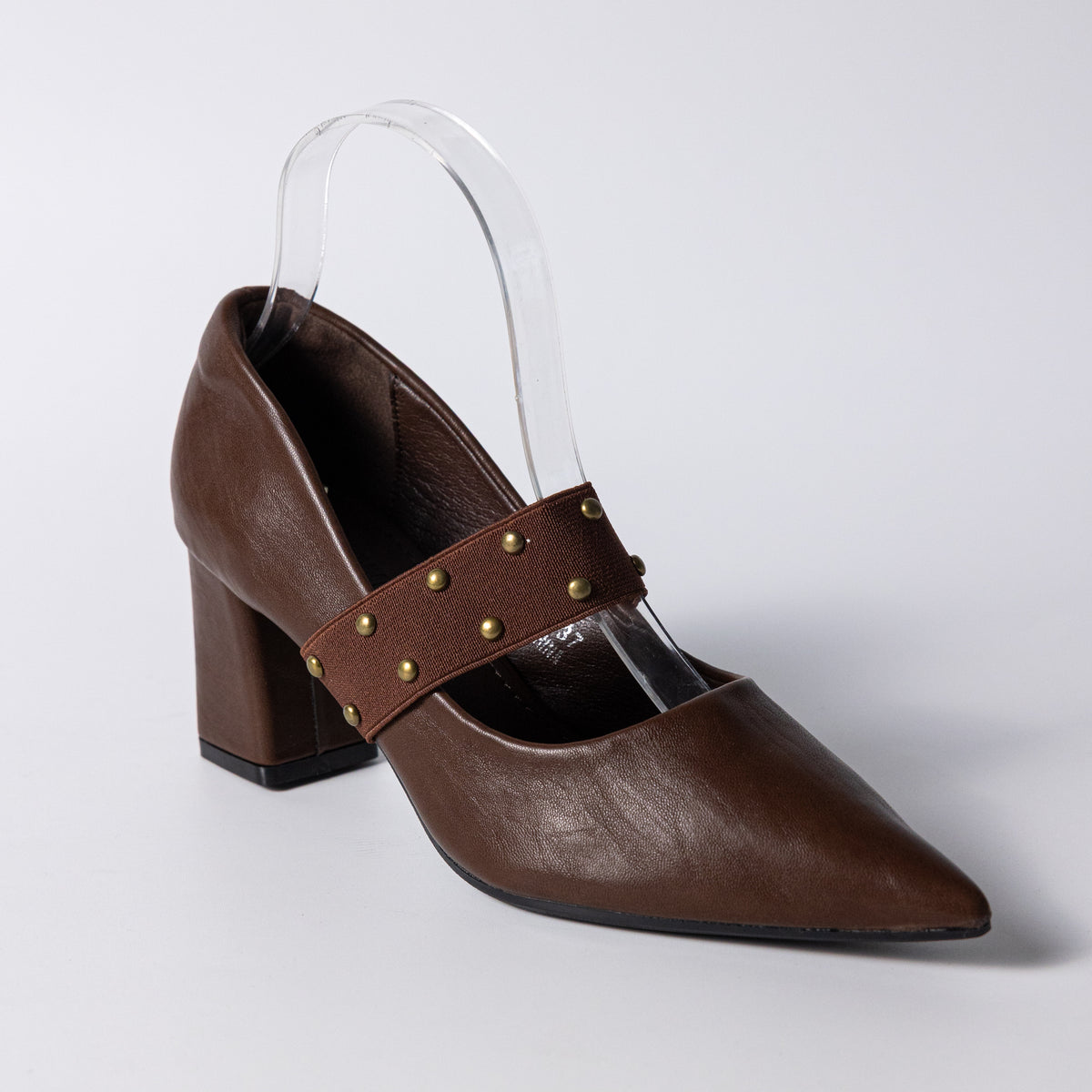 Rivets heel