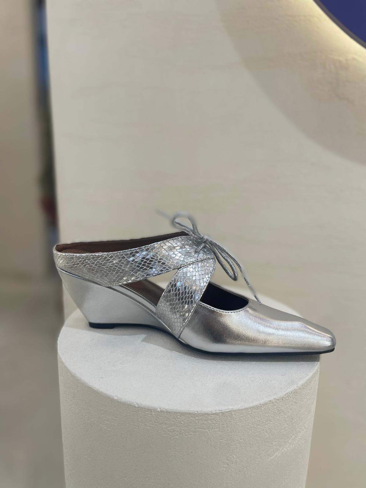 Ribbon wedge